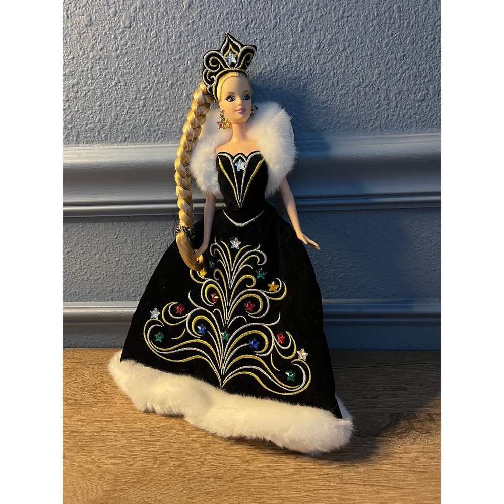 Barbie Doll Holiday Princess Black Gown Faux Fur Crown‎ Jewel Embellished
